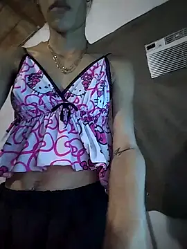 The-quee22 online show from 11-20-25, 06:51