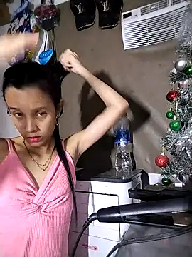 The-quee22 online show from 12-13-25, 08:47