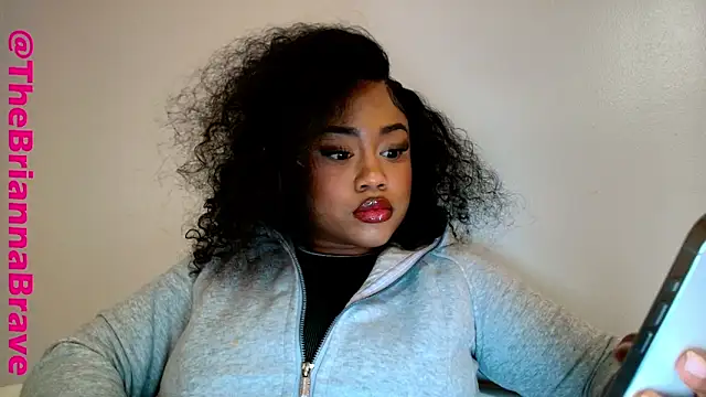 BriannaBrave online show from 12-19-25, 06:31