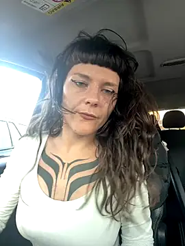 OniricFemme online show from 10-18-25, 03:46