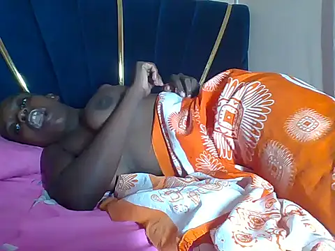 awino001 online show from 10-22-25, 06:18