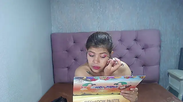 CurvyJulieth online show from 02-17-25, 05:36