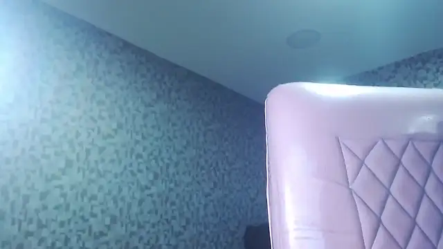 CurvyJulieth online show from 09-20-25, 06:03