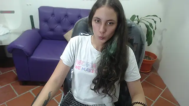 xlunna online show from 12-02-24, 07:38