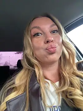 Sweet   Emily online show from 11-03-25, 12:39