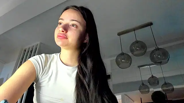 IreneVON online show from 10-18-25, 04:15