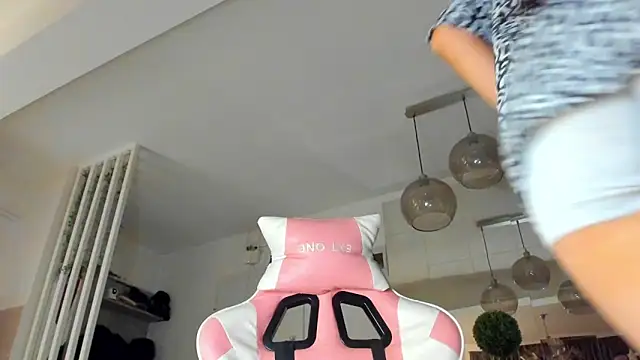 Snapshot of IreneVON chatting on 02-03-26, 05:05 IreneVON online show from 02-03-26, 05:05