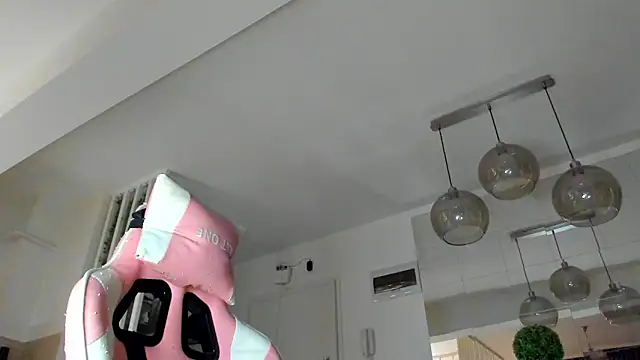 Snapshot of IreneVON chatting on 02-04-26, 04:40 IreneVON online show from 02-04-26, 04:40