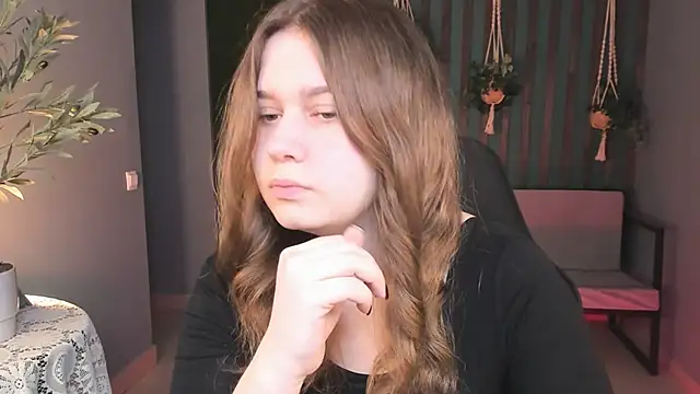 FioraMarmoris online show from 11-10-25, 07:07