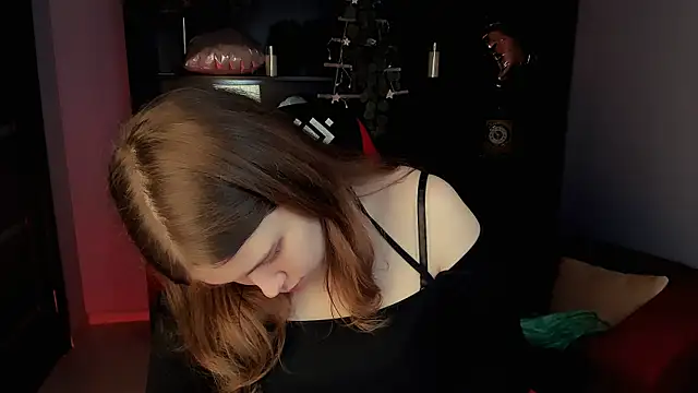 Snapshot of FioraMarmoris chatting on 02-27-26, 08:03 FioraMarmoris online show from 02-27-26, 08:03