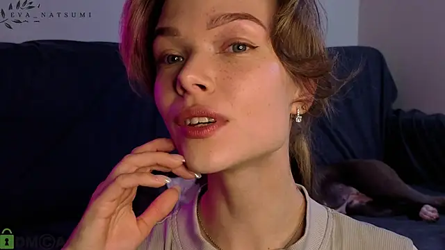 Eva Natsumi online show from 10-15-25, 04:51