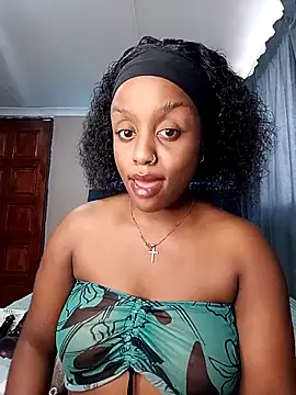 Queen-Chocolate online show from 02-11-26, 12:32