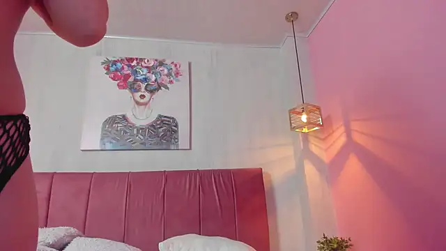 Lili Monroy online show from 02-18-25, 03:54