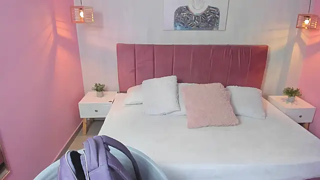 Lili Monroy online show from 02-19-25, 12:22