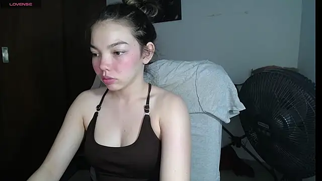 venelope1 online show from 02-14-25, 03:43