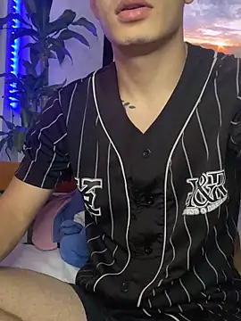 danny 42027 online show from 03-21-25, 08:50