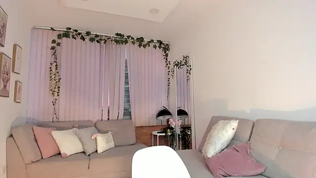 Bella ev online show from 12-27-24, 08:28