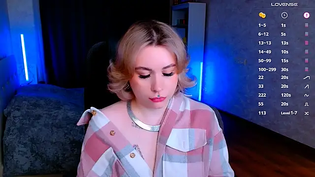 Blueberry-baby online show from 02-02-25, 08:51