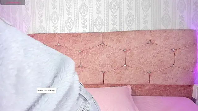 Snapshot of liaa_18 chatting on 09-21-25, 02:35 liaa 18 online show from 09-21-25, 02:35