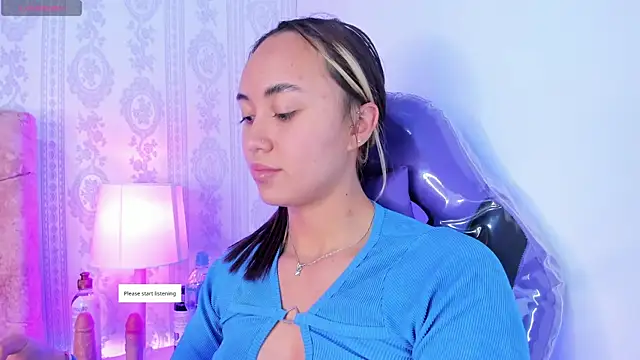 Snapshot of liaa_18 chatting on 10-11-25, 04:22 liaa 18 online show from 10-11-25, 04:22