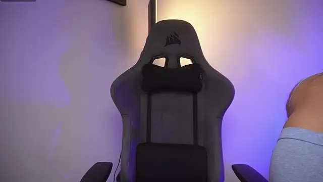 little-eli online show from 10-25-25, 07:19