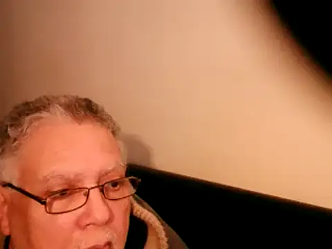 100Tauros online show from 03-21-25, 12:39