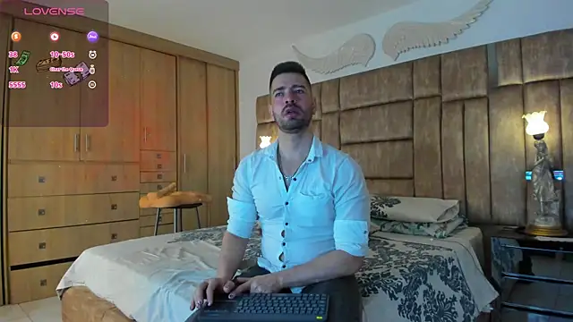 Snapshot of petterwilly1 chatting on 01-22-25, 01:11 petterwilly1 online show from 01-22-25, 01:11