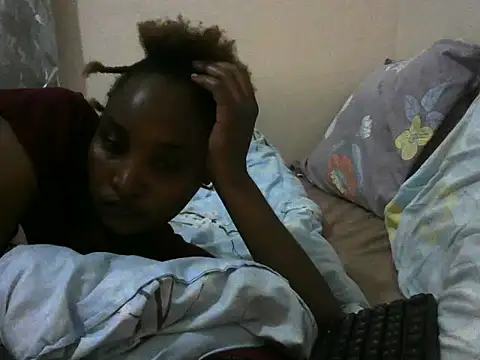 Snapshot of StacyGee24 chatting on 11-23-25, 08:41 StacyGee24 online show from 11-23-25, 08:41