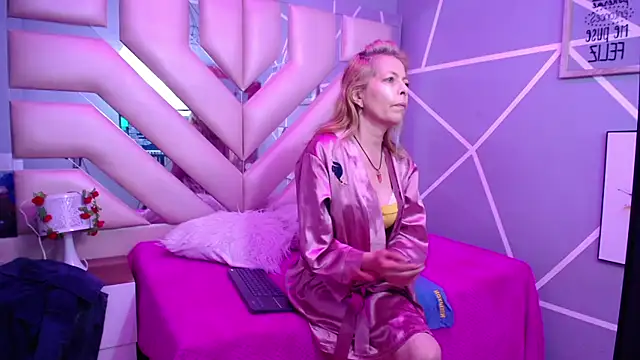 sophia ny online show from 02-17-25, 08:04