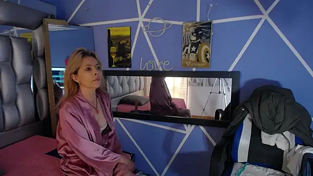 sophia ny online show from 03-22-25, 04:47