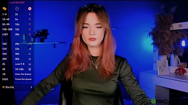 liana kisses online show from 10-10-25, 07:35