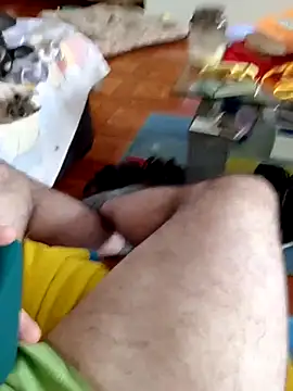 Snapshot of Durovoglioso2 chatting on 03-08-25, 03:13 Durovoglioso2 online show from 03-08-25, 03:13