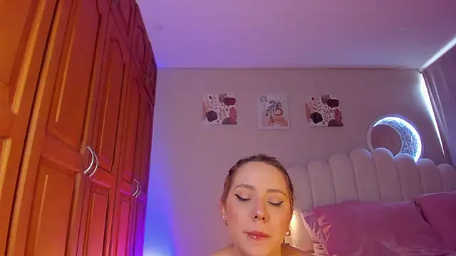 martinaaricci online show from 01-10-26, 02:19