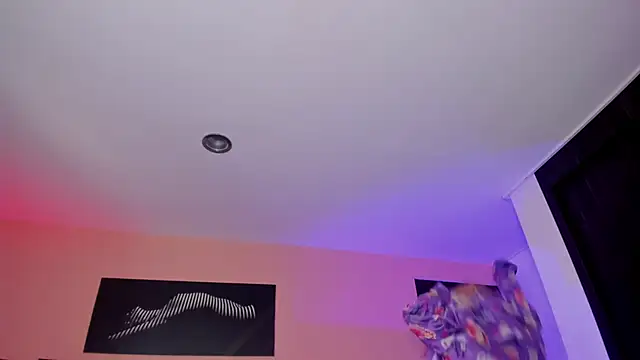 Snapshot of ChloeConnorr chatting on 03-19-25, 08:12 ChloeConnorr online show from 03-19-25, 08:12