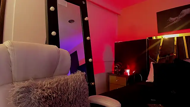 Snapshot of ChloeConnorr chatting on 03-22-25, 06:33 ChloeConnorr online show from 03-22-25, 06:33