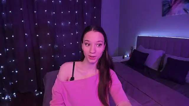 StaceySunny online show from 12-18-24, 10:57