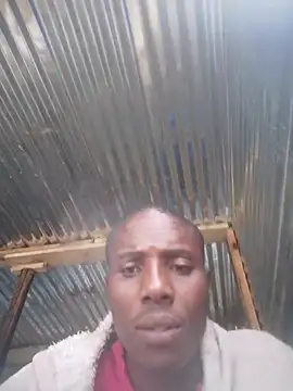 Snapshot of MkingPin chatting on 11-04-25, 09:19 MkingPin online show from 11-04-25, 09:19