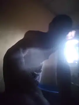 Snapshot of MkingPin chatting on 12-02-25, 04:07 MkingPin online show from 12-02-25, 04:07