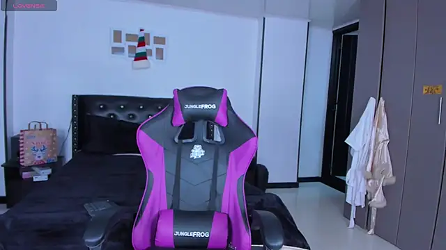 Meghan As online show from 12-28-24, 12:56