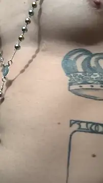 Snapshot of mendelicius chatting on 11-16-25, 02:33 mendelicius online show from 11-16-25, 02:33