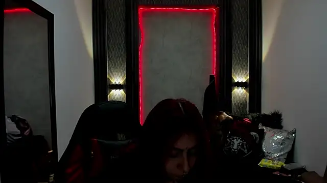 selene red  online show from 01-13-25, 01:39