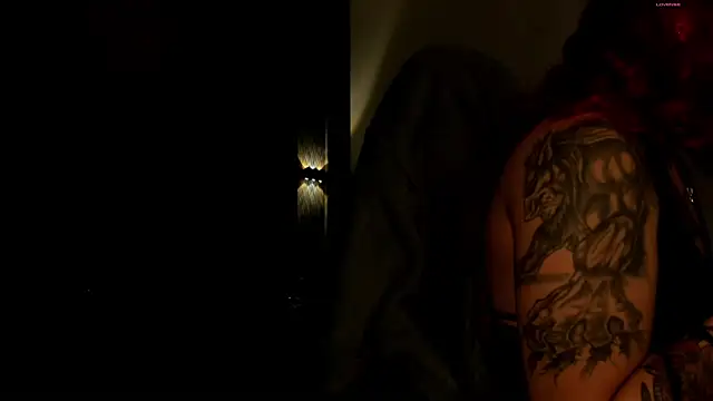 selene red  online show from 10-06-25, 01:52