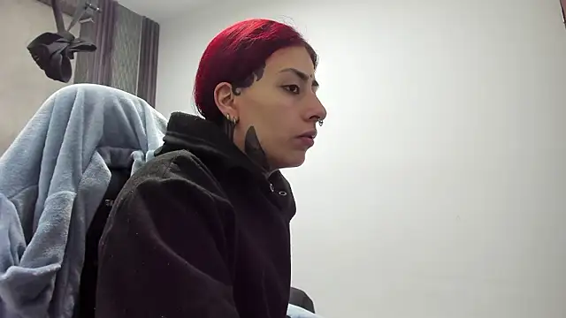 selene red  online show from 02-06-26, 01:21