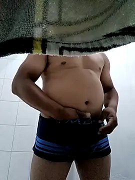 Snapshot of Riatatuil chatting on 10-04-25, 09:18 Riatatuil online show from 10-04-25, 09:18