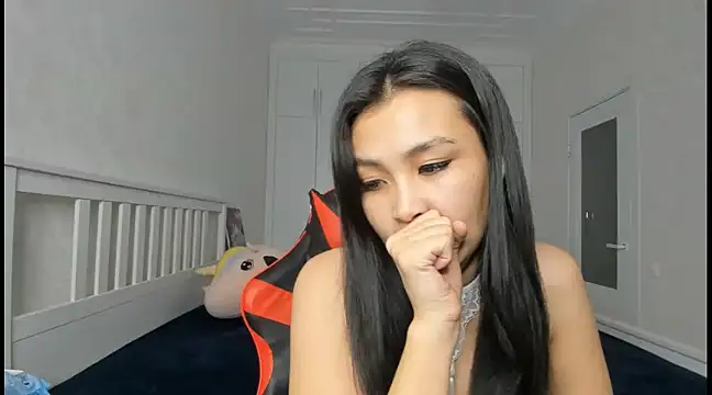 Missykitty01 online show from 01-05-25, 12:53