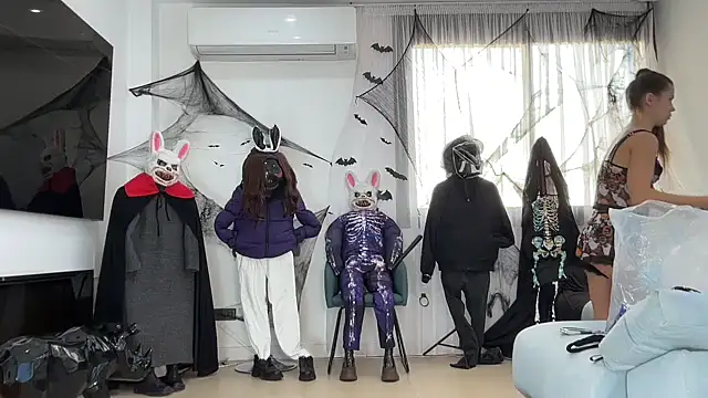 Mika Miller online show from 10-31-25, 04:30