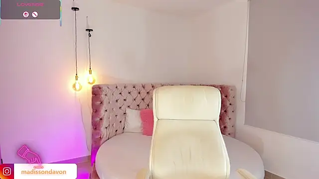 madisson davon online show from 10-07-25, 08:06