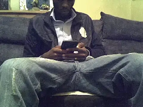 Snapshot of Delicious-D chatting on 01-31-25, 07:40 Delicious-D online show from 01-31-25, 07:40