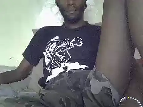 Snapshot of Delicious-D chatting on 02-01-25, 10:37 Delicious-D online show from 02-01-25, 10:37