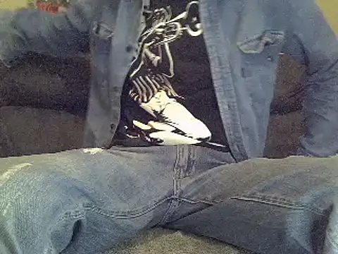 Snapshot of Delicious-D chatting on 02-01-25, 08:16 Delicious-D online show from 02-01-25, 08:16